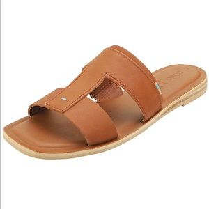 TOMS Seacliff Tan Leather Slide - Size 6 1/2